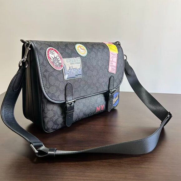 Coach CBF09 Men's Flap Messenger Bag, size 32.5 x 25 x 8cm - Picture 2 of 9